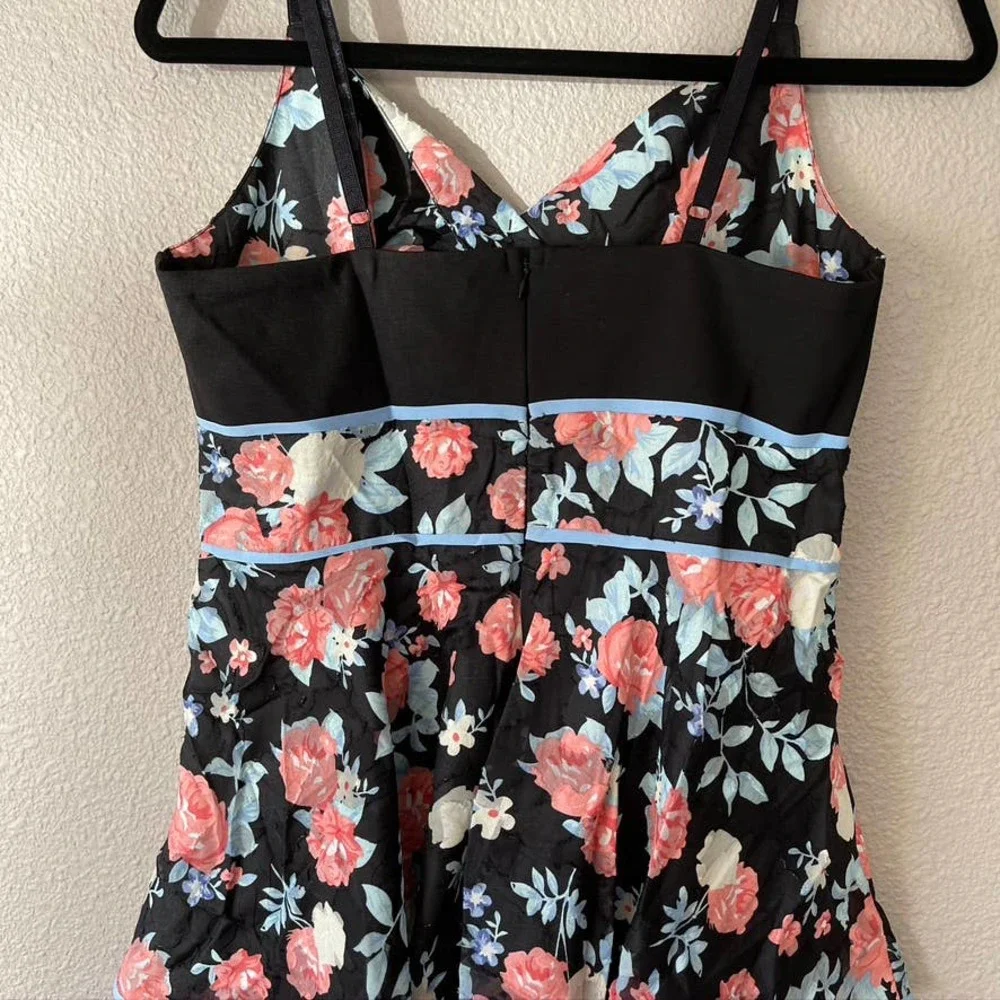 Foxiedox Darlene Ruffle Tiered Floral Print Keyhole Bodice Maxi Formal Dress Lrg - Picture 4 of 12